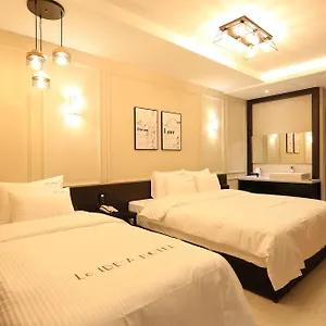 2* Hotel Le Idea Station