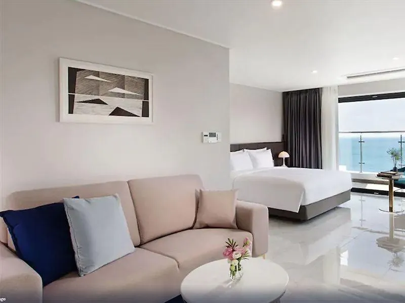 Haeundae Youngmu Parade Hotel Busan