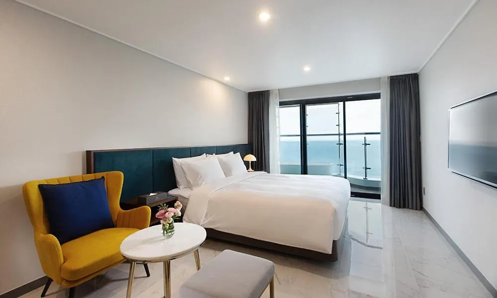 Haeundae Youngmu Parade Hotel Busan