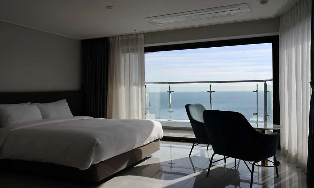 Haeundae Youngmu Parade Hotel Busan 4*,  South Korea